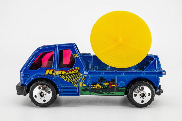 2002 Matchbox Across America Radar Truck BLUE METALLIC | KANSAS | MINT