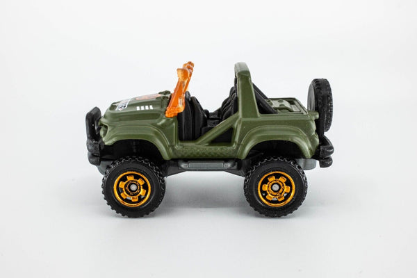 2017 Matchbox #108 Cliff Hanger MATTE GREEN | EXPLORER | MINT