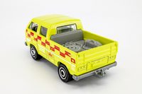 2020 Matchbox 9-Pack Exclusive Volkswagen Transporter YELLOW | w/ CARGO | MINT