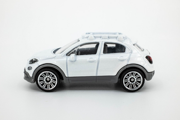 2022 Matchbox "MBX City Drivers" '16 Fiat 500X BIANCO GELATO (WHITE) | MINT