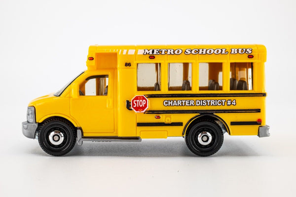 2019 Matchbox #97 GMC School Bus YELLOW | METRO SCHOOL BUS CHARTER | MINT