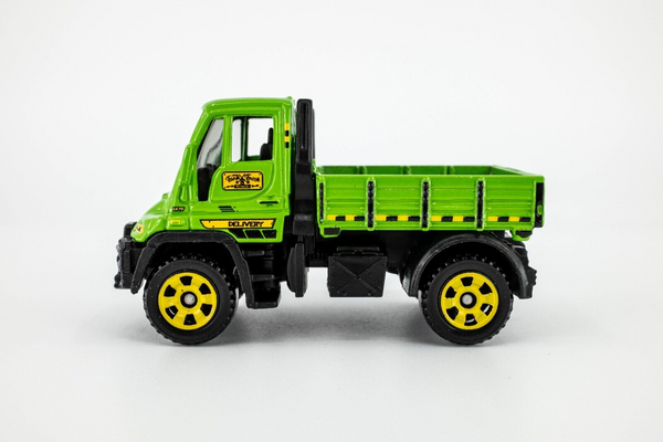 2020 Matchbox #97 Mercedes-Benz Unimog U300 GREEN | FARM FRESH DELIVERY | MINT