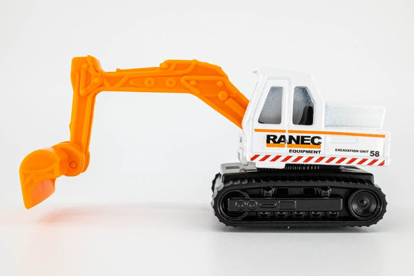 2024 Matchbox "Construction V" Atlas Excavator WHITE | RANEC EQUIPMENT | MINT