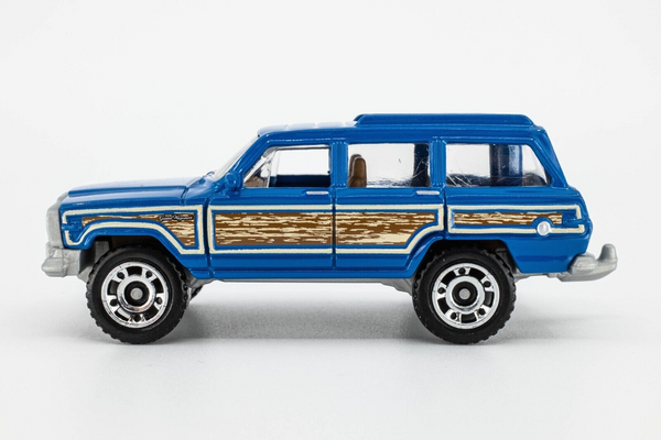 2023 Matchbox "Dirty Mudders" 1988 Jeep Wagoneer SPINNAKER BLUE | MINT