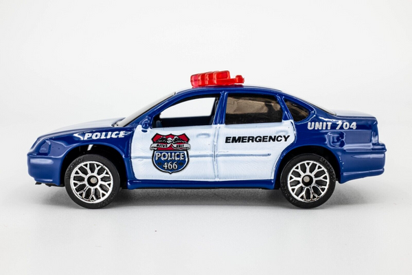 2005 Matchbox #3 Chevrolet Impala Police BLUE | EMERGENCY BLACK TEXT | MINT