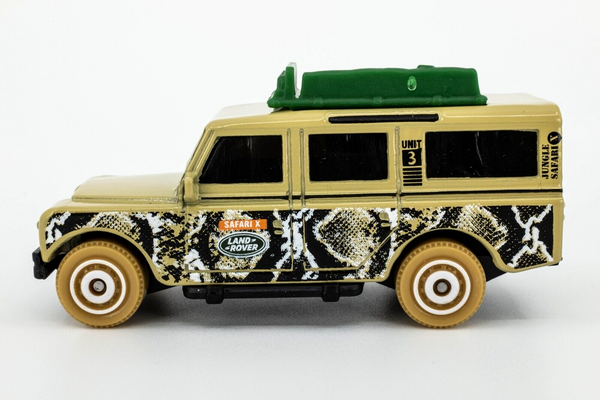 2022 Matchbox "City Adventure III" '65 Land Rover Gen II Safari | LIGHT BAR RACK