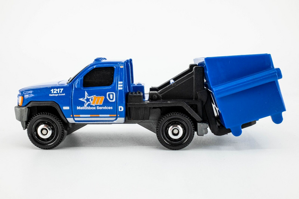 2020 Matchbox #10 MBX Garbage Scout BLUE | MATCHBOX SERVICES | MINT