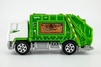 2021 Matchbox #60 Garbage King WHITE | GREEN | WEST COAST RECYCLING | MINT