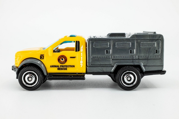 2021 Matchbox #72 2010 Ford F-150 Animal Control Truck YELLOW | MINT