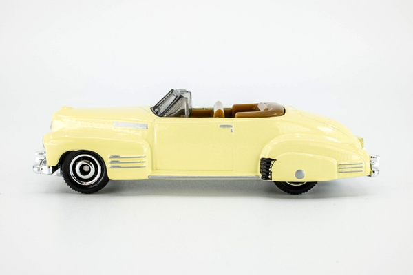 2021 Matchbox #34 '41 Cadillac Series 62 Convertible YELLOW | MINT