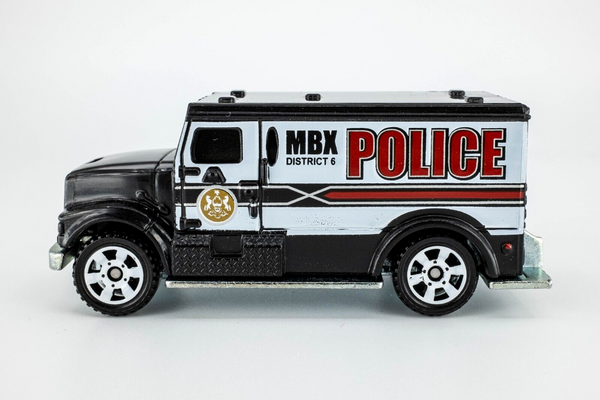 2015 Matchbox #20 International Armored Car BLACK | POLICE | MINT